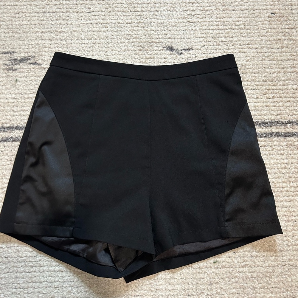 High waist shorts